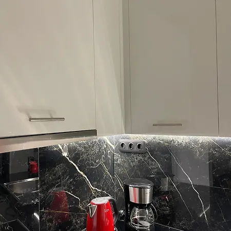 Prism Free Private Parking Apartment